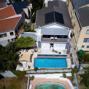 https://upperbloem.hotels-capetown.com
